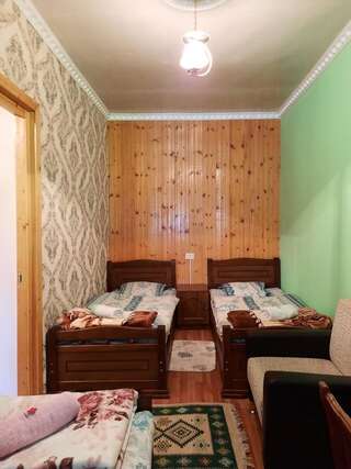 Гостевой дом Guest House Pangani Местиа Трехместный номер-2